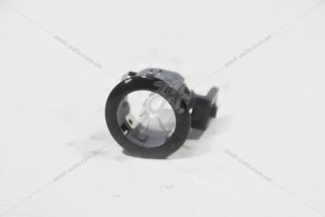 Гнездо датчика парктроника задн LC200 (89348-33040C0) TOYOTA 8934833040C0