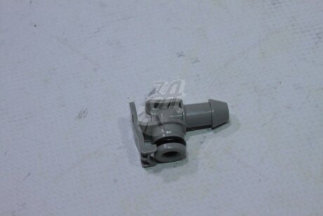 З\'єднувач трубок омивача фар Rav4 (17-) 2,0i CVT TOYOTA '9007517009