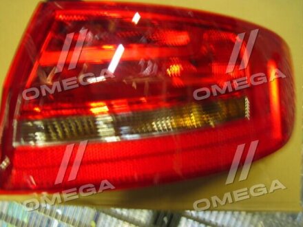 Ліхтар задній зовнішній правий Audi A4 B8 седан (08-15) EUR (11-6517-A1-2B) TYC '116517A12B