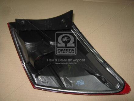 Фонарь задний внешний левый Nissan Qashqai (07-) TYC '11C116019B