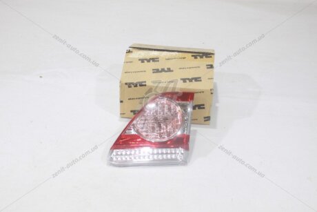 Ліхтар задній внутрішній правий Toyota Corolla E150 (10-) (17-A431-A1-2B) TYC '17A431A12B