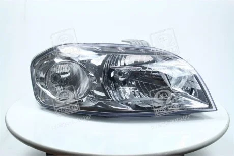 Фара права з моторчиком Chevrolet Aveo T250 (06-) седан (20-B081-A5-2B) TYC '20B081A52B