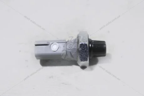 Датчик давления масла ДВС 0,75-1,05 бар Audi Q7 (16-) 3.0 TFSI VAG 038919081P