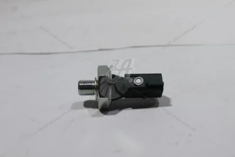 Датчик давления масла 0,3-0,6 Бар VW Jetta III IV 1,4TSI CAXA (03C919081) VAG '03C919081
