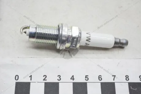 Свеча зажигания Longlife 1,2 TSI - VW Caddy (-15), Jetta (11-), Polo (10-)/Skoda Oct (09-13), Fabia (11-15), Rapid 1.2 (13-) VAG 03F905600A