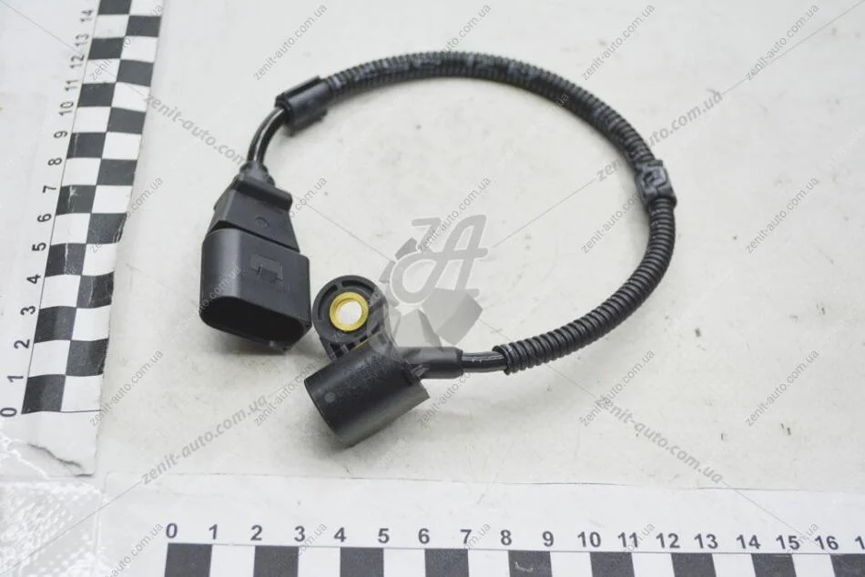 Датчик положения распредвала VW/Audi/Skoda/Seat 1.2 D, 1.5 D, 1.6 D, 2.0 D (10-) VAG 03L957147A (фото 1)