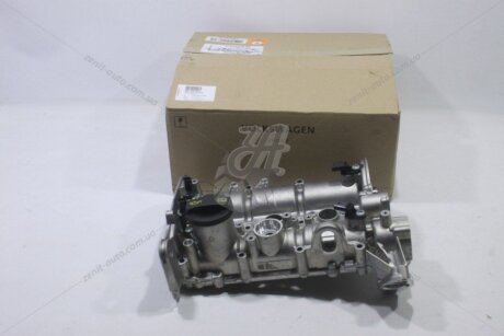 Клапанна кришка ДВЗ з росподілвалами 1,0 TSI Rapid Octavia III Golf VII (13-) VAG '04C103469J