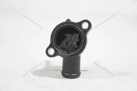 Фланец системы охлаждения VW Caddy, Golf (16-), Jetta, Passat 2.0 D/ Skoda Superb (15-), Octavia (18-) VAG 04L121131AA