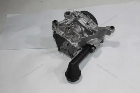 Насос масляный VW Passat 1.6D (11-15), Arteon 2.0D (17-21),Tiguan (12-18), T6 (16-19) (04L145208H) VAG '04L145208H