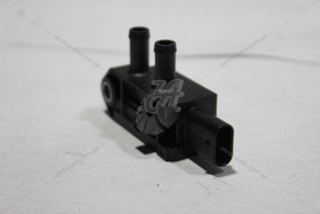 Датчик перепада давления выхлопной системы VW Passat B8 VAG '04L906051AB