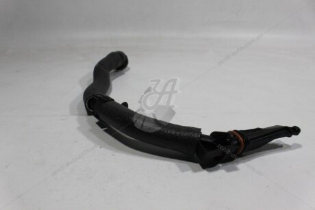 Трубка ВКГ ГБЦ AUDI Q7 (16-) 3,0 TFSI VAG '06E103217AL