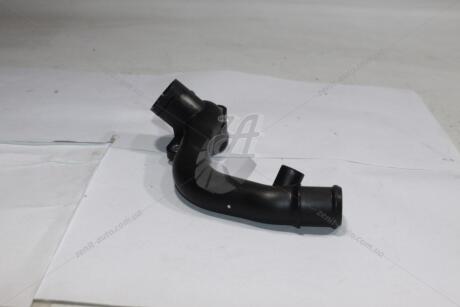 Патрубок ОР ДВЗ VW Jetta (06-15) 2,0TFSI VAG '06J121132E