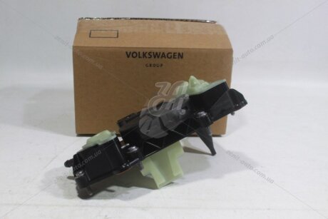 Мастиловідділювач ДВЗ VW Jetta (15-) 1,8TSI 2,0TSI VAG '06K103495AP