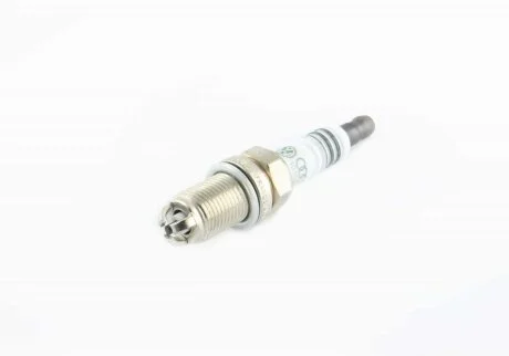 Свiчка запалювання VW Caddy 1.6 (04-15), Golf (04-13), Passat (01-11)/Skoda Octavia (01-13)/Audi/Skoda VAG 101000041AC