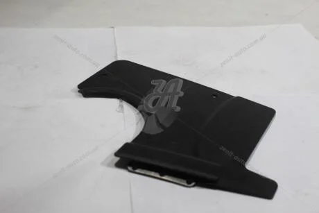 Накладка днища спереди слева VW Golf V VI (1K0825271A) VAG '1K0825271A