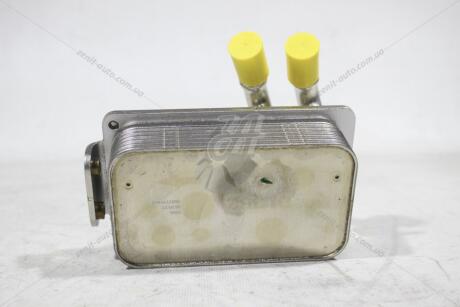 Радіатор масляний КПП AUDI/VW VAG 4G0317021AR