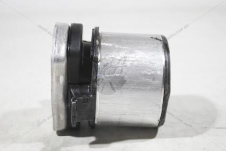 Сайлентблок передн подрамника задн Audi Q7 (16-) VAG 4M0505145B