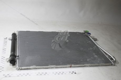 Радиатор кондиционера Passat USA R134a (16-21) VAG 561820411C (фото 1)
