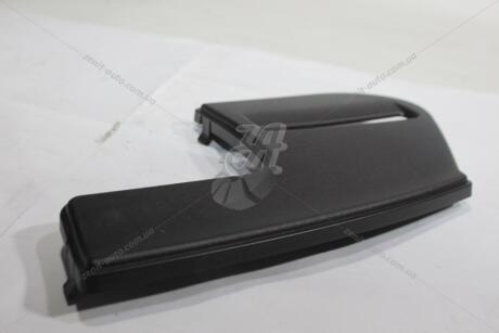 Повітропрохід (чорн) VW Jetta III iV VAG '5K7805965A9B9