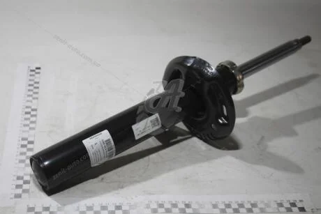 Амортизатор подвески передний VW Tiguan (12-18) VAG 5N0413031AK