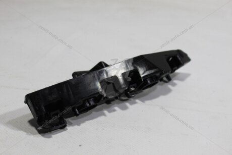 Кронштейн правый переднего бампера VW Tiguan Allspace (-19) VAG '5NN807050