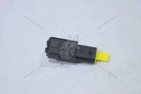 Датчик вакуума гальм AUDI/VW (5Q0906207B) VAG '5Q0906207B