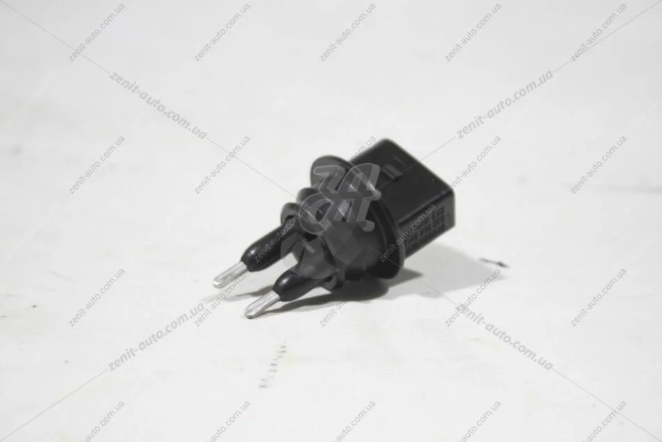 Датчик рівня рідини омивача AUDI/VW VAG 7M0919376 (фото 1)