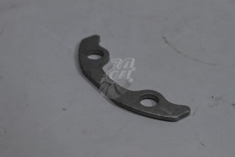 Пластина подкладная болттов карданного вала VW Touareg (21-) VAG '8W0407357