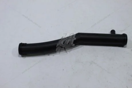 Патрубок охолодження Scoda Fabia, Rapid, VW Polo, Jetta, Tiguan (11-) VIKA Premium '11211827635