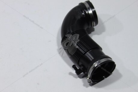 Патрубок повітряний Audi A4, A5 2.0 TFSI (15-) VIKA Premium '11291800435