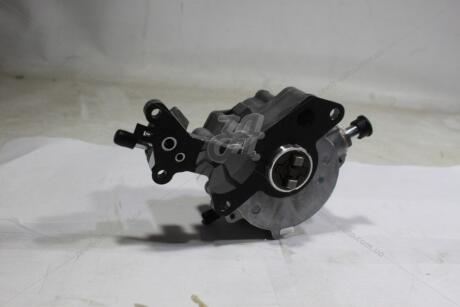 Паливний і вакуумний насос Skoda Octavia I 1,9d Octavia II 1,9d 2,0d, Superb II 1,9d 2,0d Passat B6 1,9d 2,0d VIKA Premium '11451482335