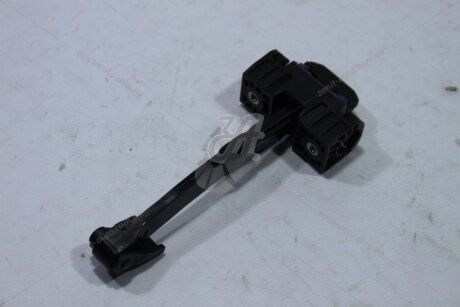 Петля двері передня VIKA Premium '88371829835