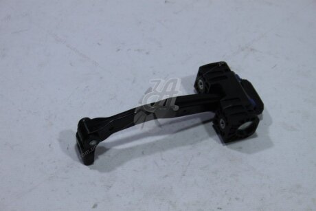 Петля двері передня VIKA Premium '88371829935