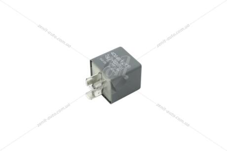Реле топливного насоса (внутри) VW Passat B5/Skoda Superb I /Audi A6 (C5) VIKA Premium '99511778835