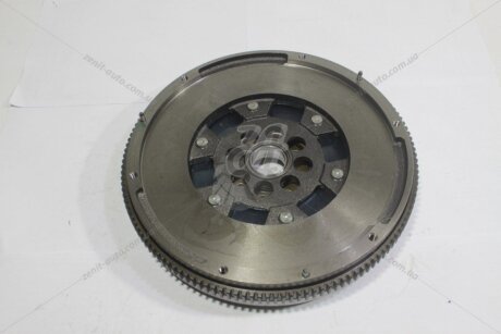 Маховик (8 отв, 135 зуб) VW T-Roc 2.5D (03-10) Vika '11055020801