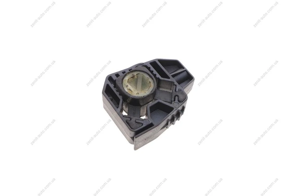 Кронштейн радіатора нижній Skoda Fabia (00-08)/VW Polo (02-10)/Seat Cordoba (03-09),Ibiza (02-10) VIKA Vika 11210260401 (фото 1)