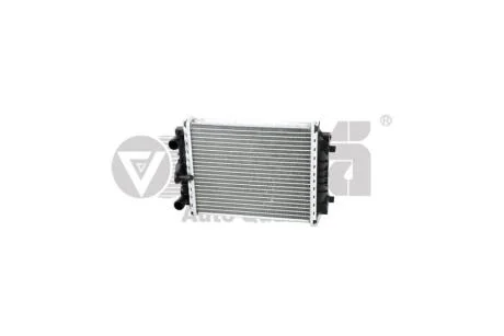 Радіатор інтеркулера Audi A4 (08-15), A8 (10-), Q5 (12-) Vika 11211868101