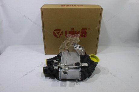 Інтеркулер BMW 2 F87, 3 F80, 4 F82, F83 (14-) Vika '11259801