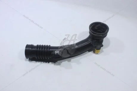 Патрубок інтеркулера (пластик) BMW 5, 6, 7, X5, X6 (06-) VIKA Vika '11267601