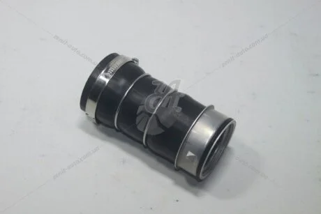 Патрубок турбокомпресора (гума) BMW 3 E90, E91, E92, E93 (04-) VIKA Vika '11316601