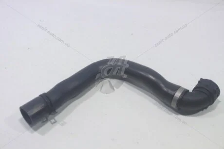 Трубка системи охолодження (гума) BMW 3 E36 1.6,1.8 (94-00) VIKA Vika '11421301
