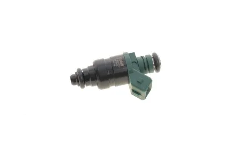 Форсунка топливная Skoda Octavia (97-07)/VW Golf (91-97,97-02),Passat (90-97)/Audi A3 (96-03) VIKA Vika 19061285501