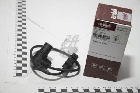 Датчик положения коленвала VW Passat 2.8, 2.9 (AAA,ABV) (88-97) VIKA Vika 99061779701