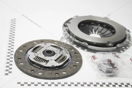Комплект сцепления с подшипником Skoda Octavia (97-00)/VW Caddy (96-03),Golf (92-02),Passat (94-97)/Seat Ibiza (93-96),Toledo (92-96) VIKA Vika K31473901